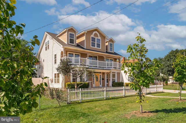 $889,900 | 6308 Ager Road, Hyattsville, MD 20782