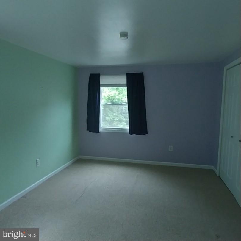 418 Haverhill Road Joppa, MD 21085 - Photo 21 of 28 an empty room with a window