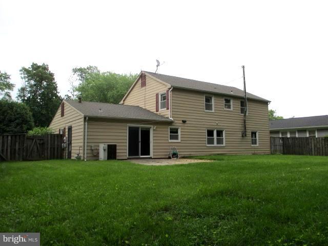 418 Haverhill Road Joppa, MD 21085 - Photo 26 of 28 a front view of house with a garden