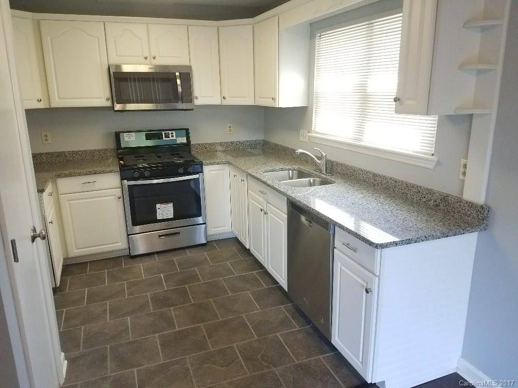 10103 Fairway Ridge Road Charlotte, NC 28277 - Photo 2 of 21