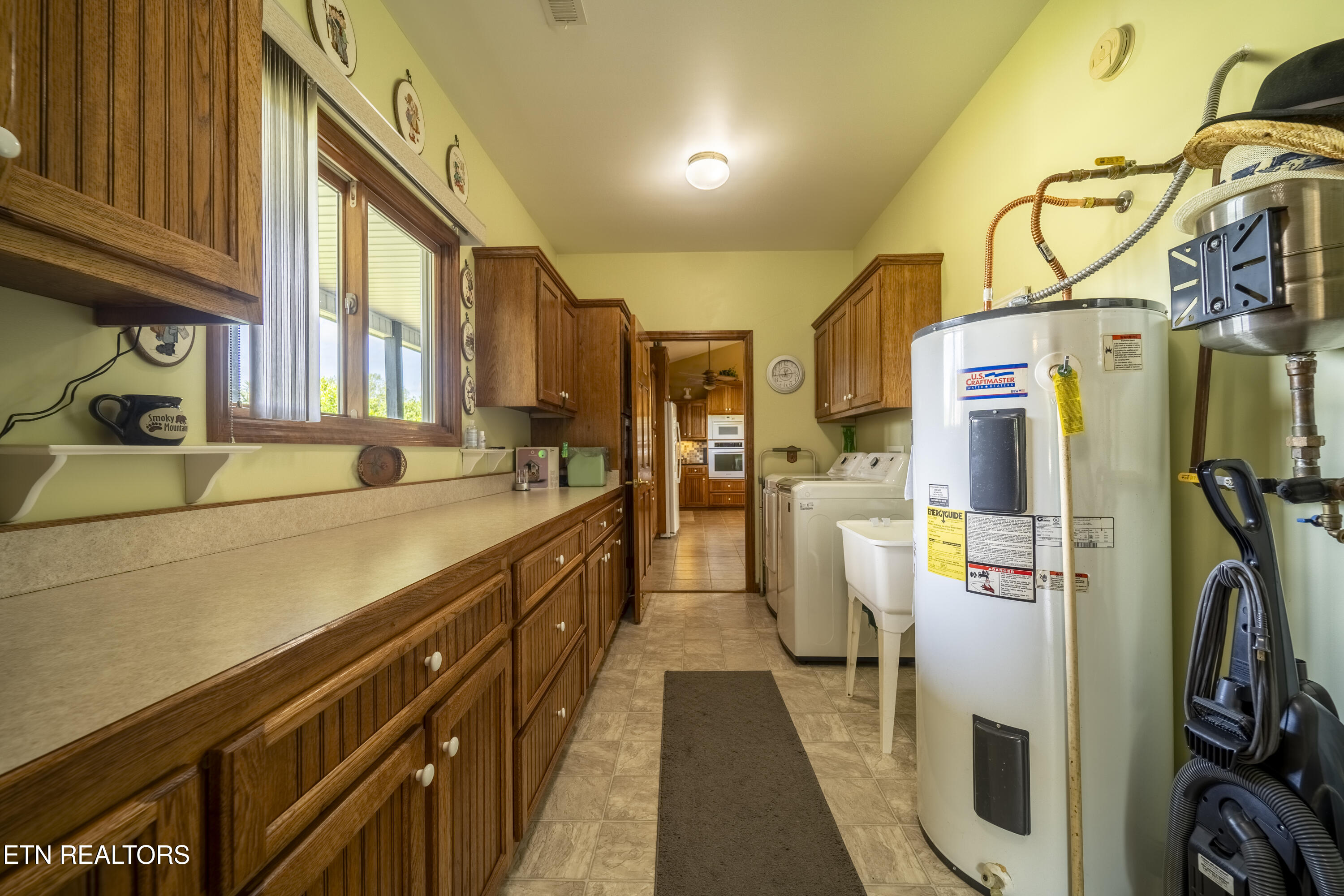 3938 Katy Hollar Rd. Sevierville, TN 37862 - Photo 12 of 35 _A738788-HDR