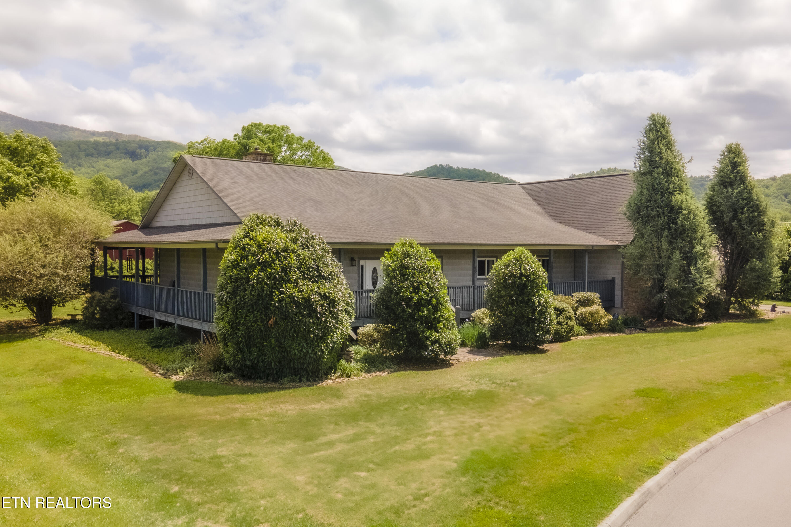 3938 Katy Hollar Rd. Sevierville, TN 37862 - Photo 29 of 35 DJI_0616-HDR