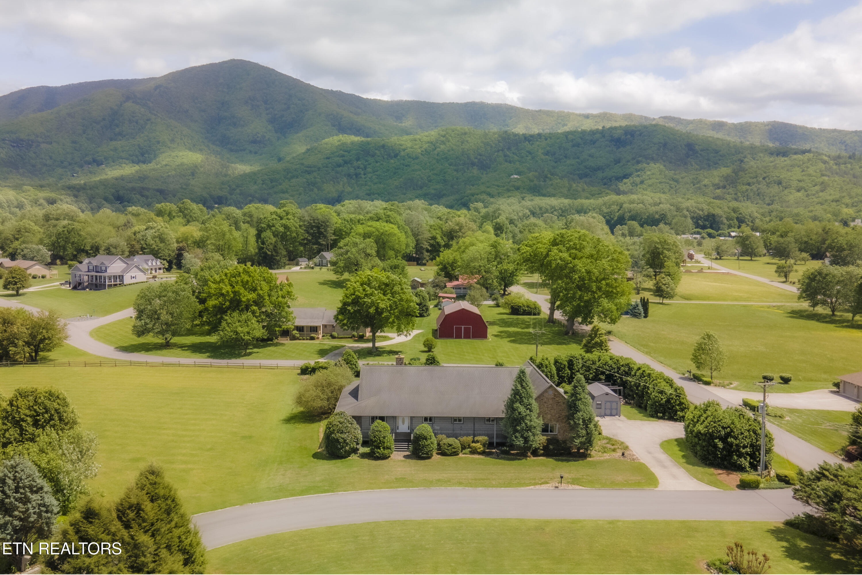 3938 Katy Hollar Rd. Sevierville, TN 37862 - Photo 35 of 35 DJI_0656-HDR