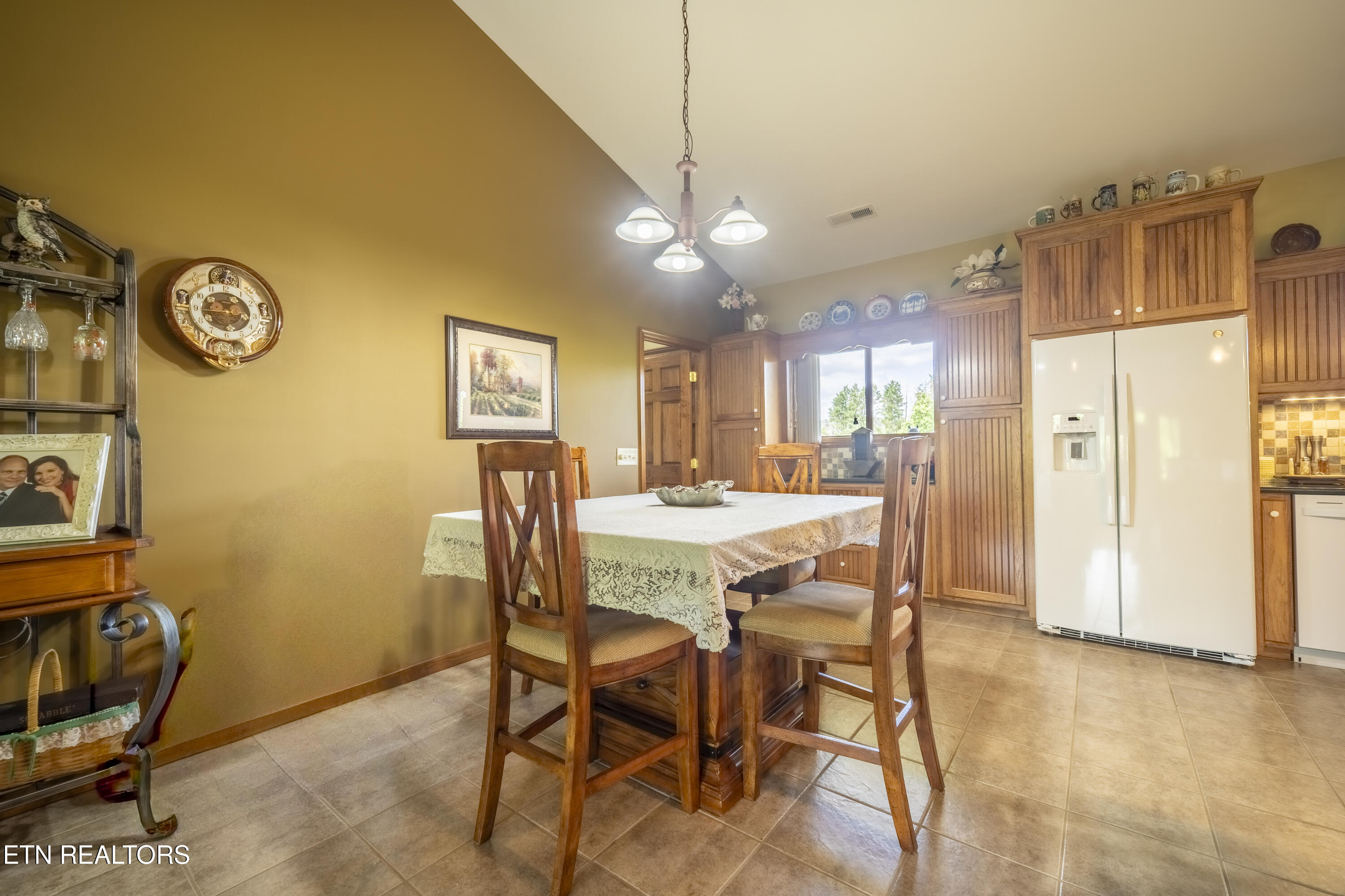 3938 Katy Hollar Rd. Sevierville, TN 37862 - Photo 9 of 35 _A738773-HDR