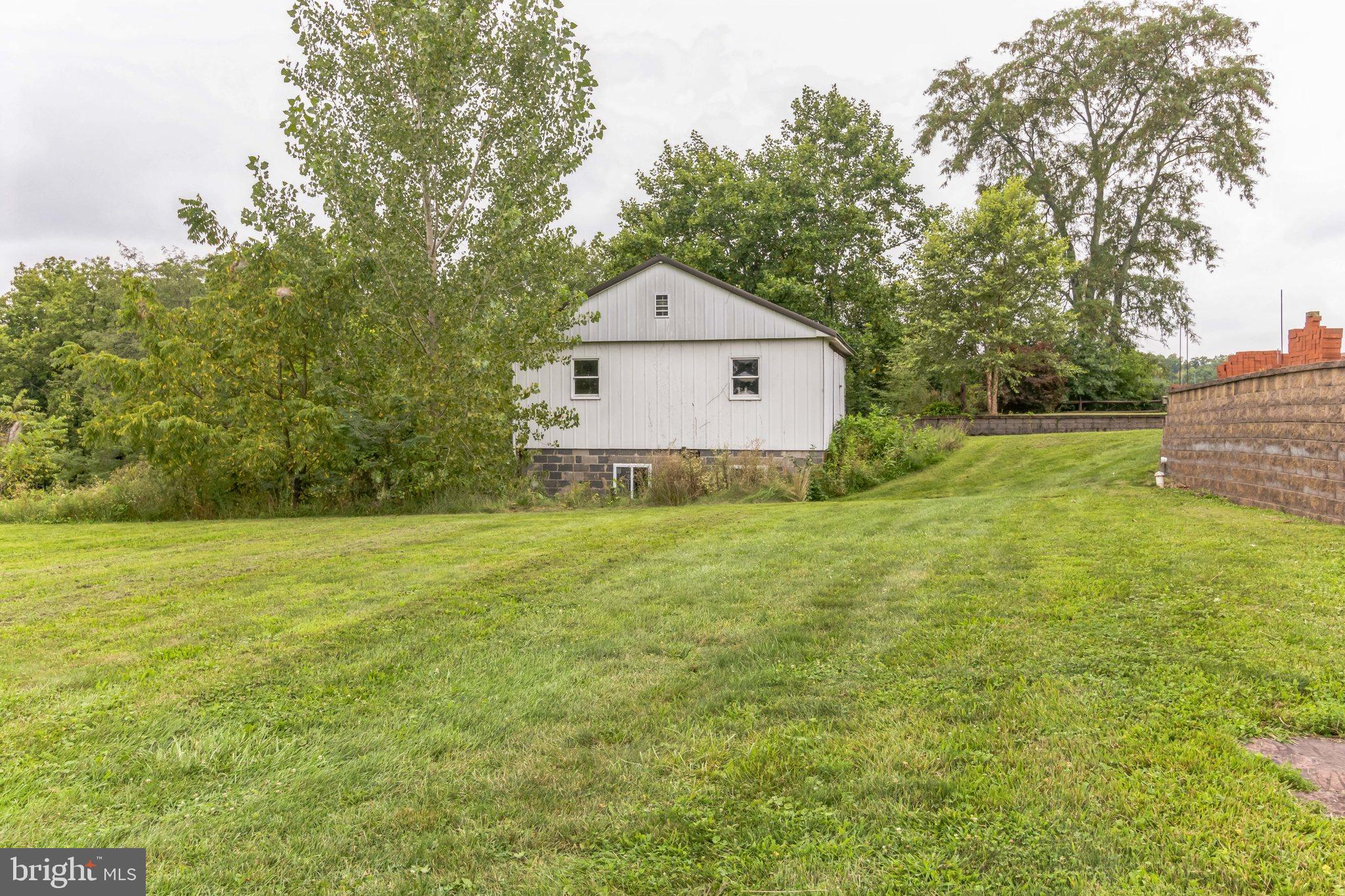 30 Forrest Road Telford, PA 18969 - Photo 25 of 33