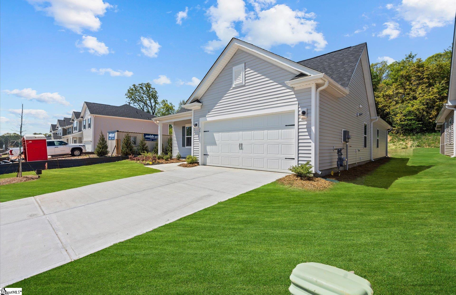 201 Indigo Pk Place Easley, SC 29642 - Photo 3 of 25