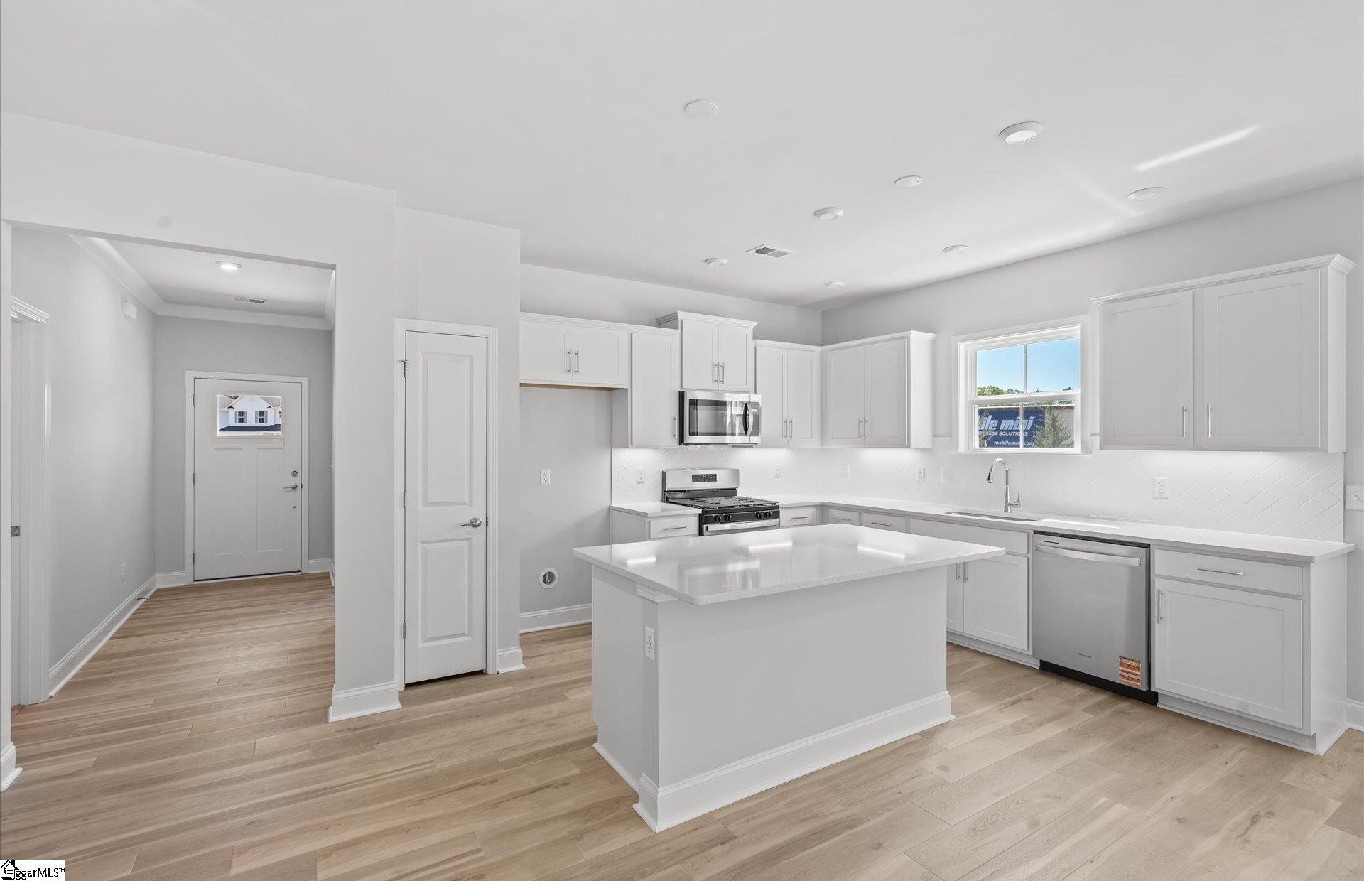 201 Indigo Pk Place Easley, SC 29642 - Photo 7 of 25