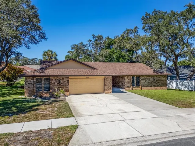 $869,900 | 2890 Armadillo Drive, Palm Harbor, FL 34683