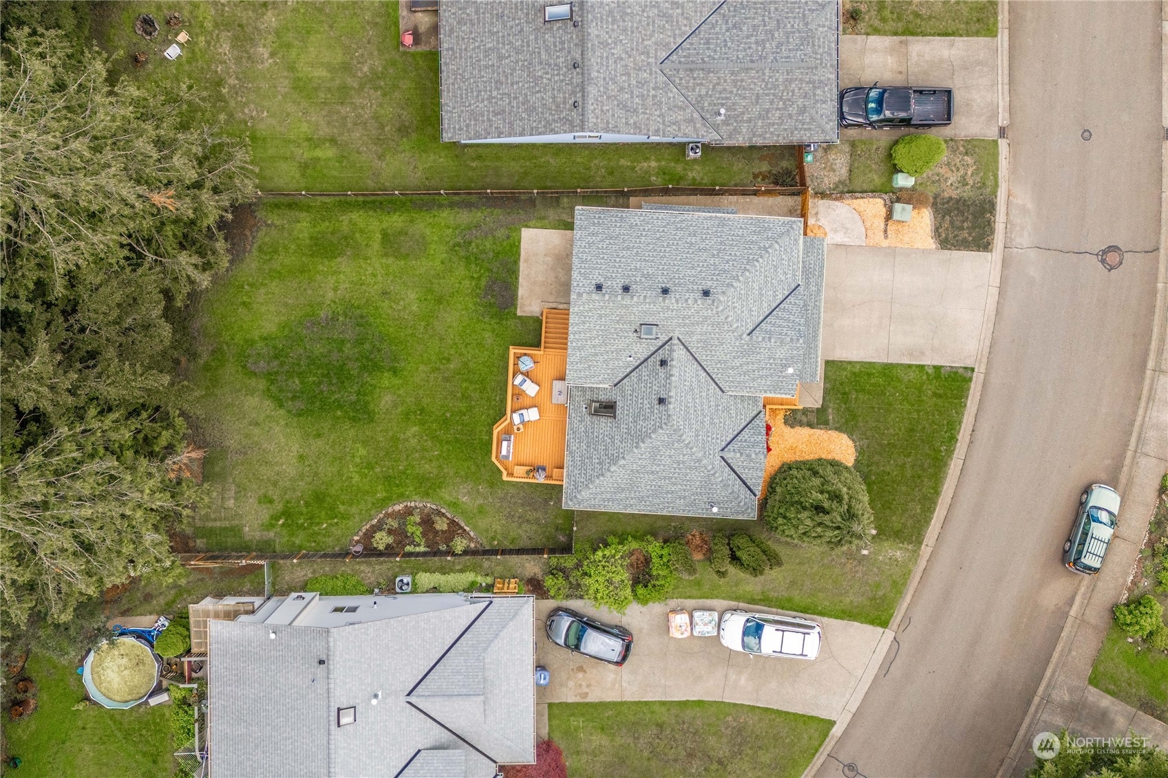 22716 Southeast 264th Place Maple Valley, WA 98038 - Photo 27 of 28 an aerial view of a house with a garden