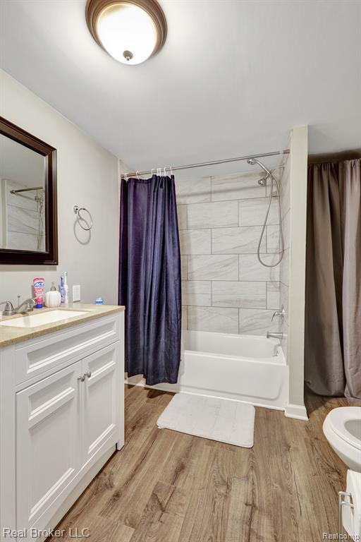 1493 East Judd Road Burton, MI 48529 - Photo 10 of 27