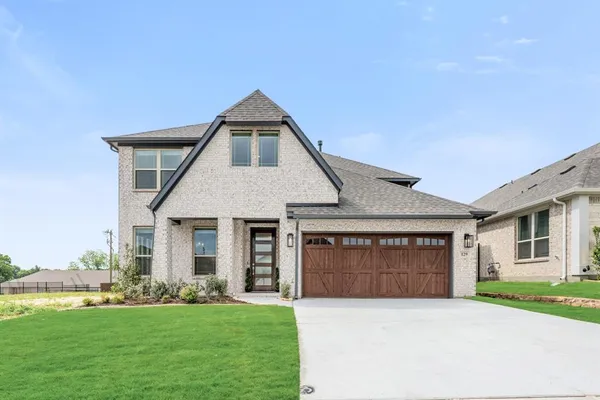 $589,990 | 129 Kingfisher Lane, Aledo, TX 76008