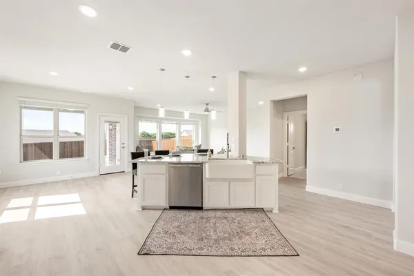 $589,990 | 129 Kingfisher Lane, Aledo, TX 76008