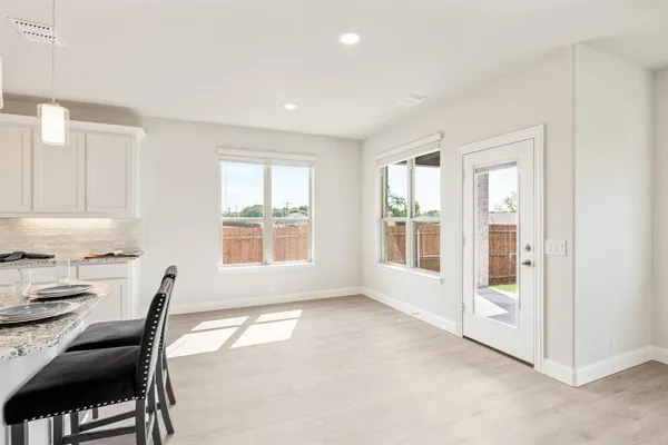 $589,990 | 129 Kingfisher Lane, Aledo, TX 76008