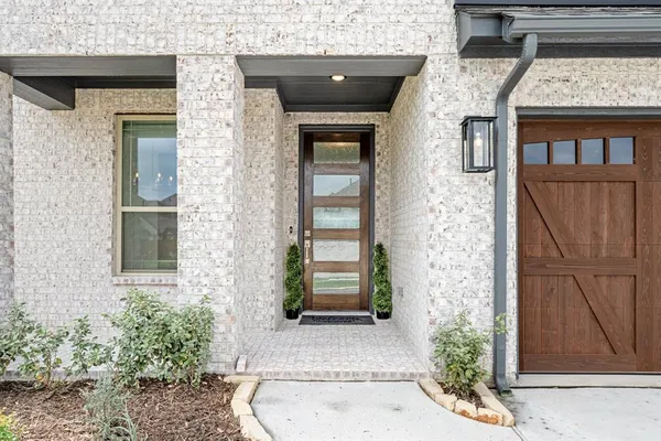 $589,990 | 129 Kingfisher Lane, Aledo, TX 76008