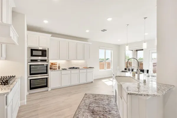 $589,990 | 129 Kingfisher Lane, Aledo, TX 76008