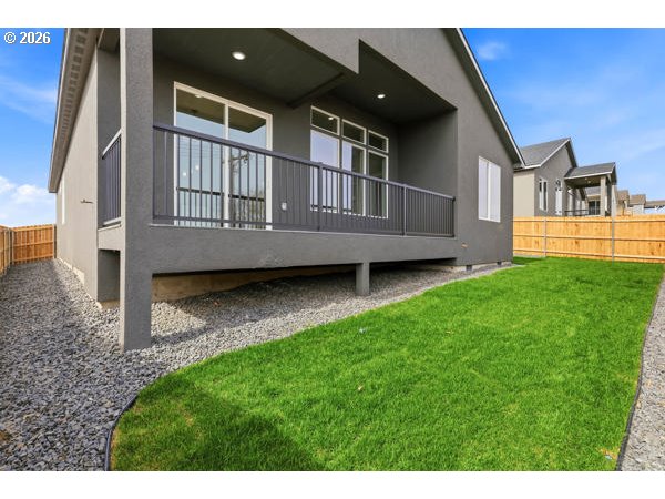1758 Northeast 9th Street Hermiston, OR 97838 - Photo 20 of 23 a view of house with yard
