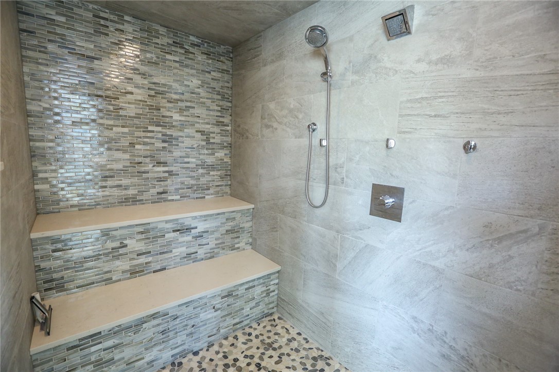 160 Goshawk Drive Victor, NY 14564 - Photo 25 of 50 SPA-STYLE STEAM SHOWER WITH CUSTOM SURROUND AND SE