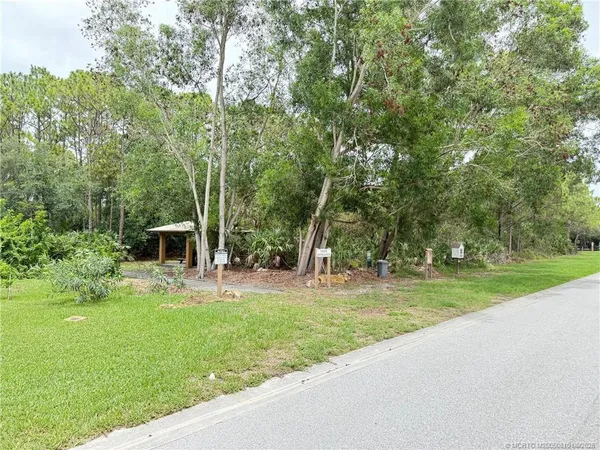$475,000 | 542 Woods Edge Trail, Stuart, FL 34997