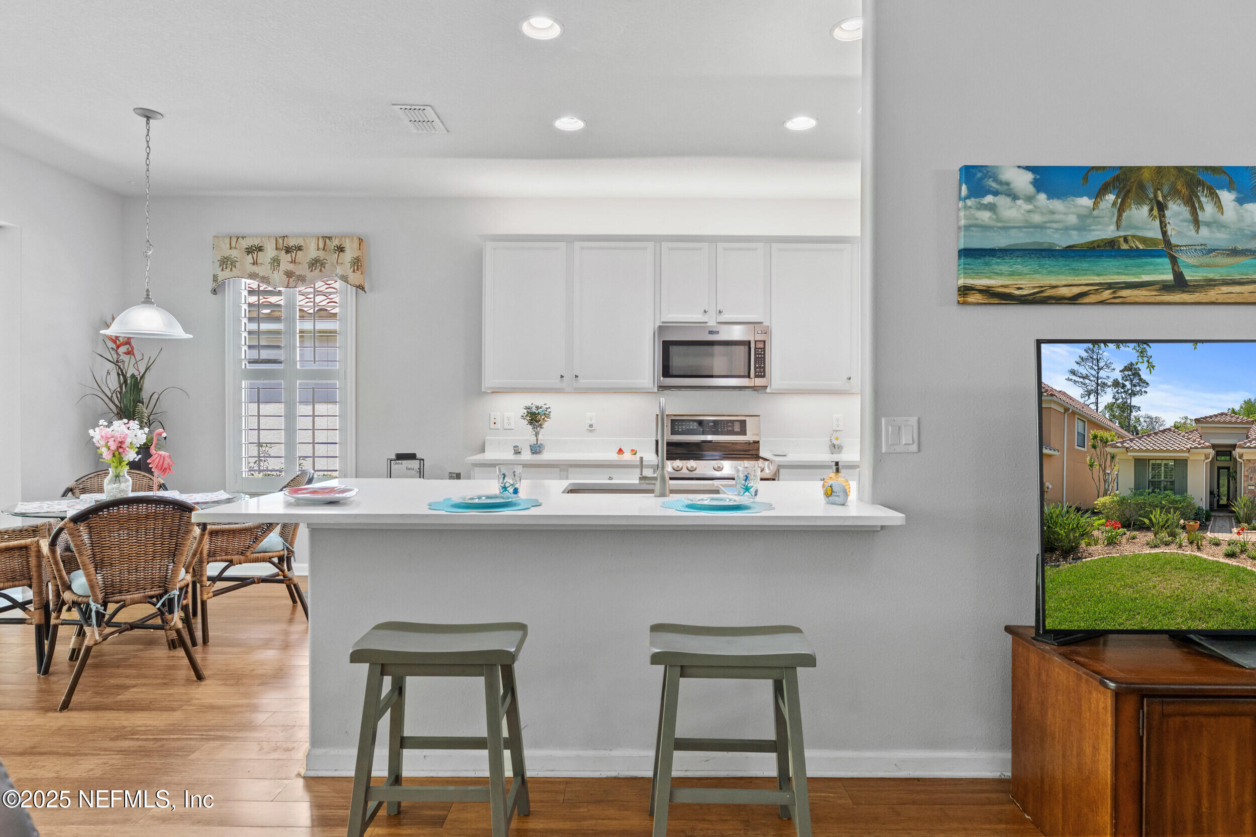113 Marsh Hollow Road Ponte Vedra, FL 32081 - Photo 19 of 102 New Counter Height Breakfast Bar 2025
