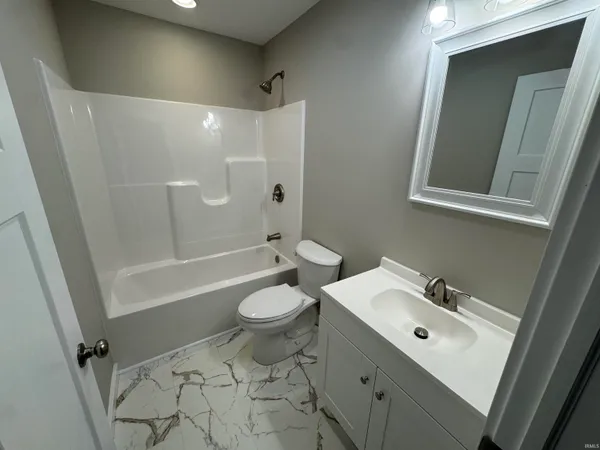 $319,000 | 436 Trinton Circle, Bedford, IN 47421