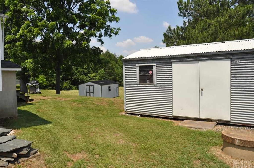 4124 Henry River Road Hickory, NC 28602 - Photo 12 of 25 Gallery Image 12