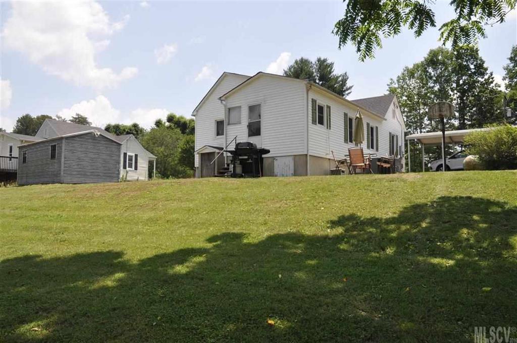 4124 Henry River Road Hickory, NC 28602 - Photo 13 of 25 Gallery Image 13