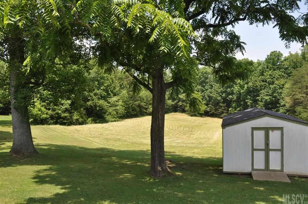 4124 Henry River Road Hickory, NC 28602 - Photo 14 of 25 Gallery Image 14