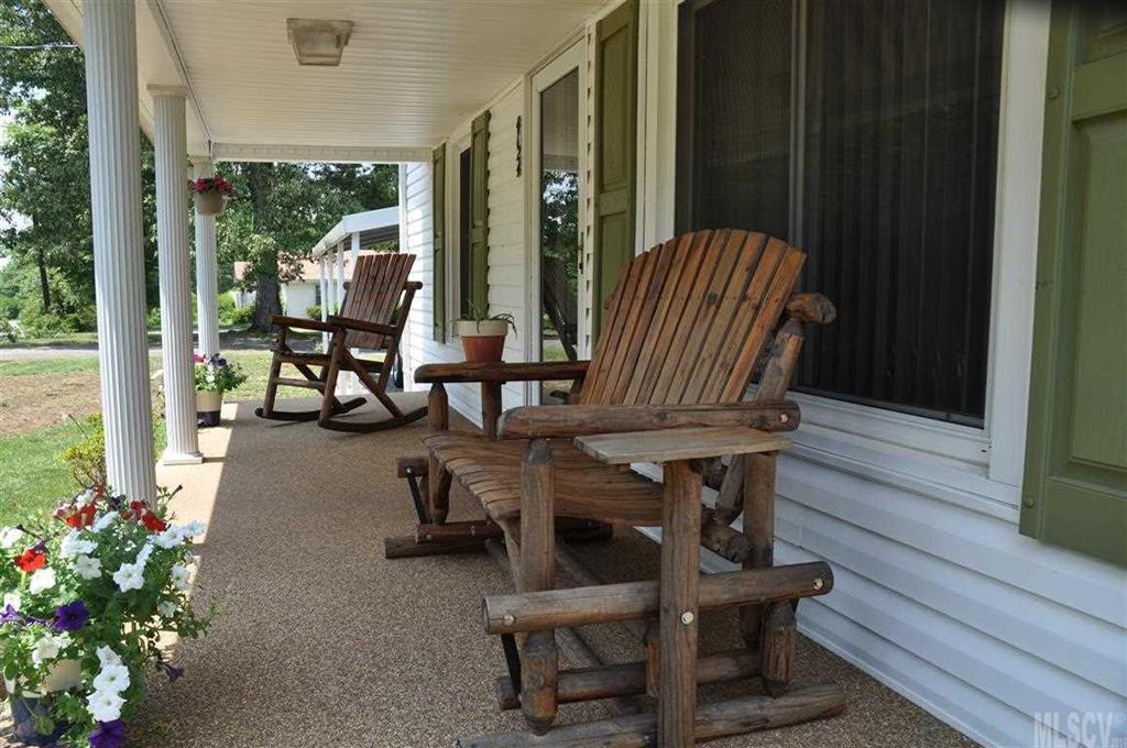 4124 Henry River Road Hickory, NC 28602 - Photo 16 of 25 Gallery Image 16