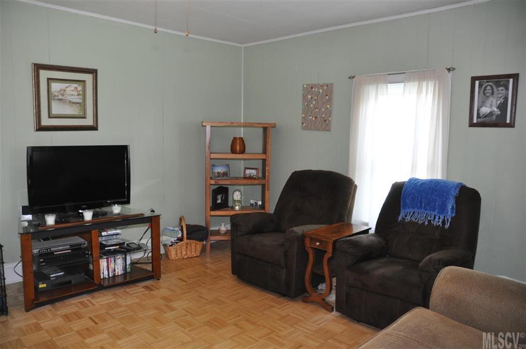 4124 Henry River Road Hickory, NC 28602 - Photo 25 of 25 Gallery Image 25