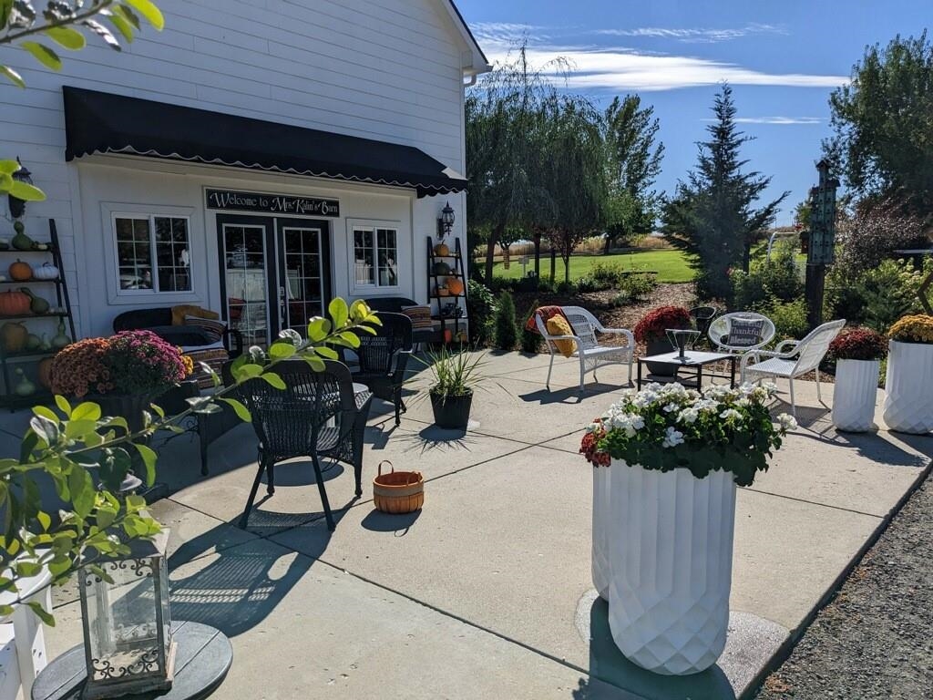 17911 North Day Mt Spokane Road Colbert, WA 99005 - Photo 26 of 48