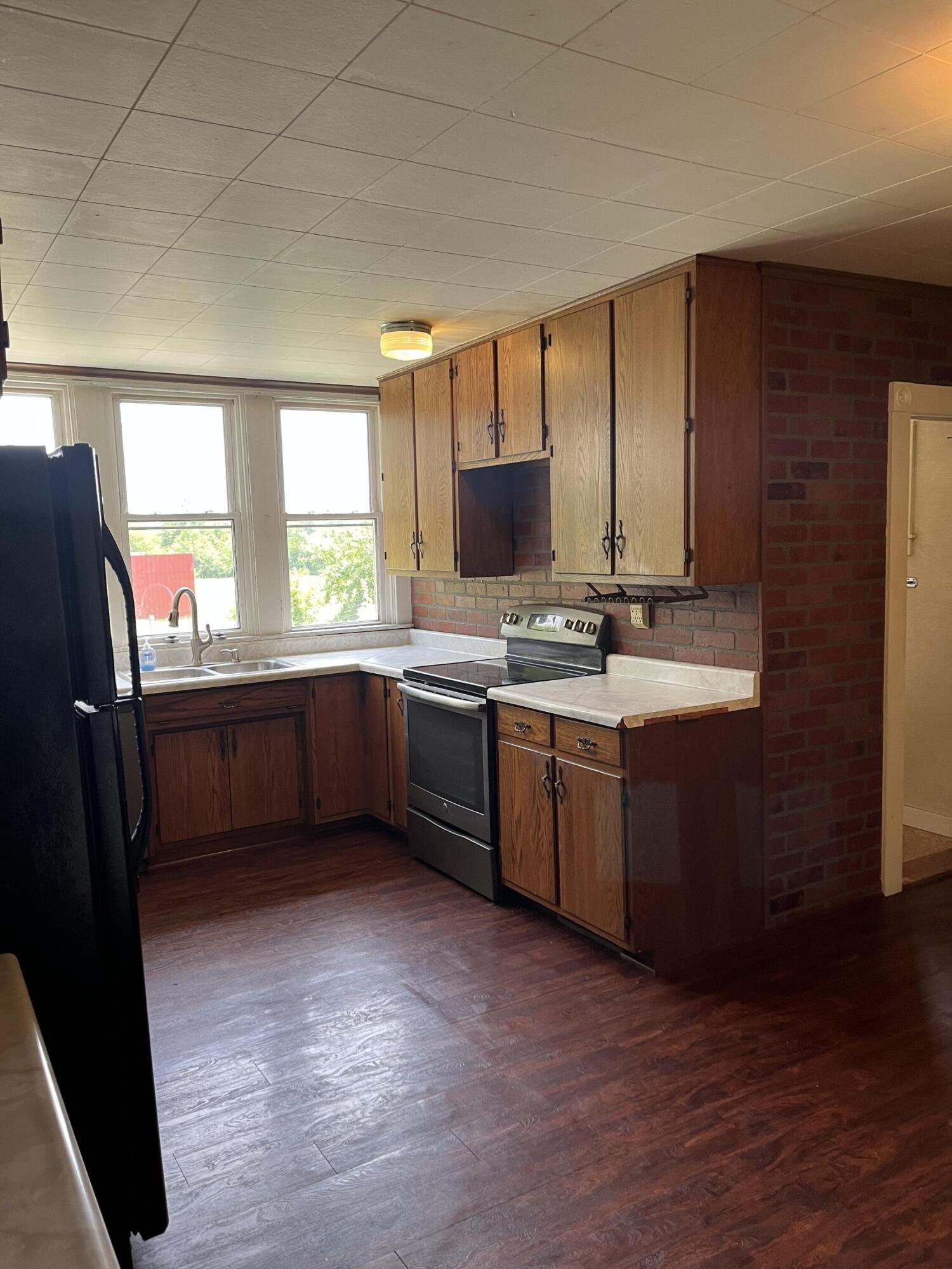 4011 Peterson Road Osseo, MI 49266 - Photo 8 of 19 C7A0BD57-9B33-47A3-A97A-0400112A35DB
