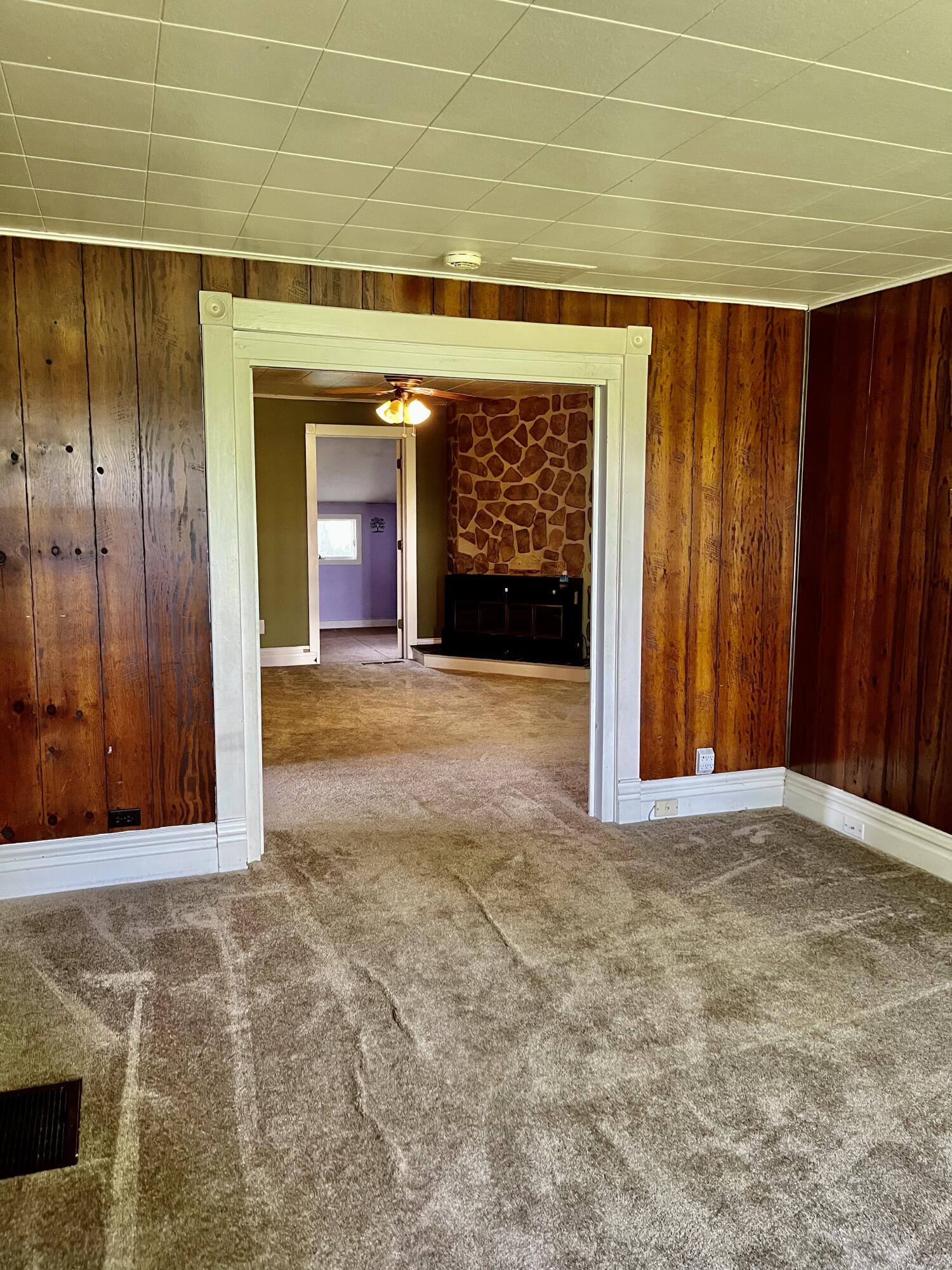 4011 Peterson Road Osseo, MI 49266 - Photo 9 of 19 96C2C03B-385B-424B-8574-85389280CDC1