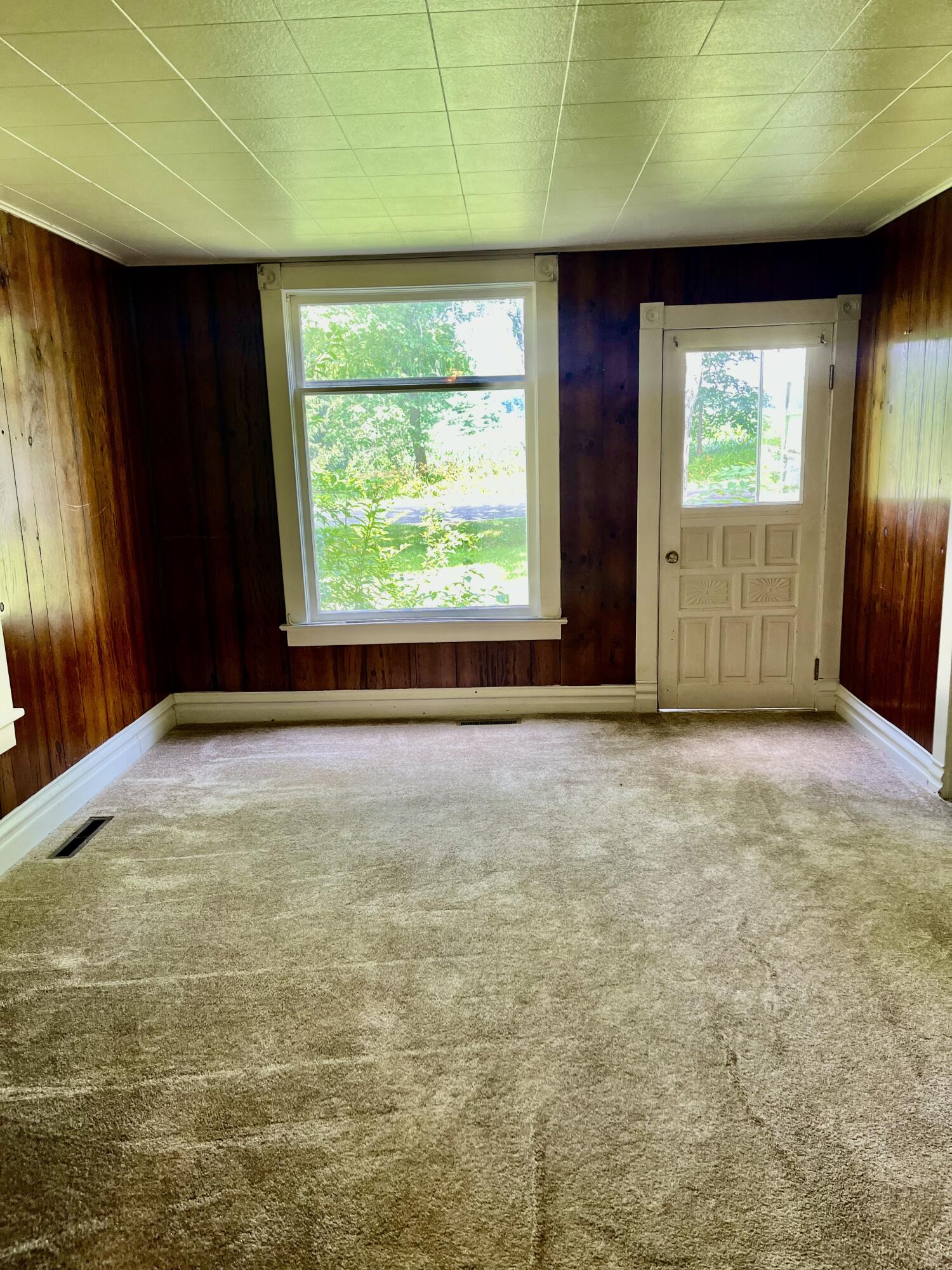 4011 Peterson Road Osseo, MI 49266 - Photo 10 of 19 D2A11A04-9A83-43B5-805D-EA4D09DF5A45