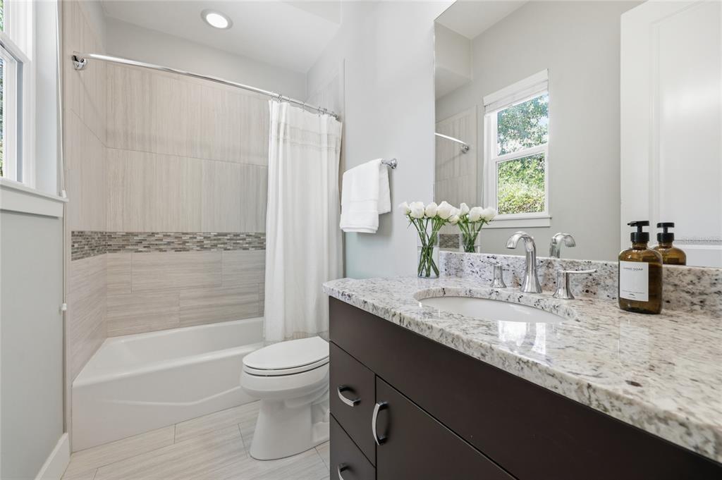 10428 Southwest 41st Avenue Gainesville, FL 32608 - Photo 34 of 58