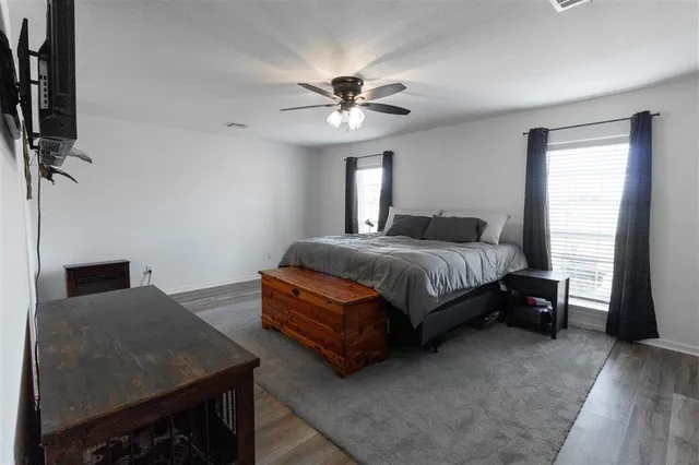 $324,900 | 6549 McCown Road, Iowa, LA 70647