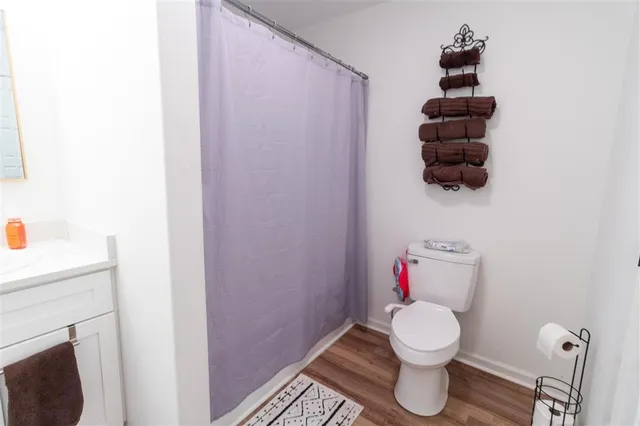 $324,900 | 6549 McCown Road, Iowa, LA 70647