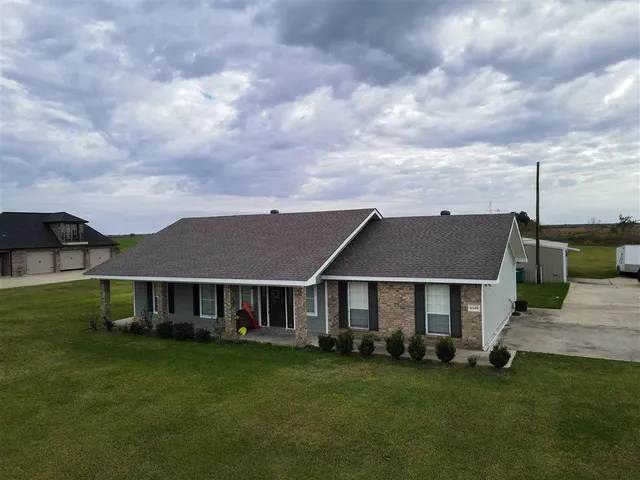 $324,900 | 6549 McCown Road, Iowa, LA 70647
