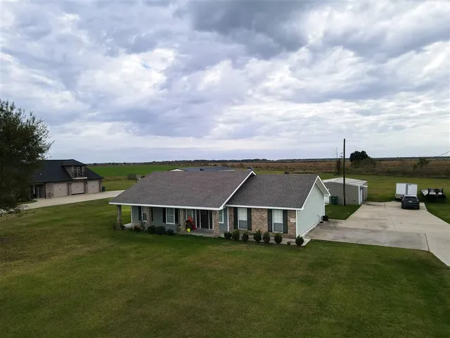 $324,900 | 6549 McCown Road, Iowa, LA 70647