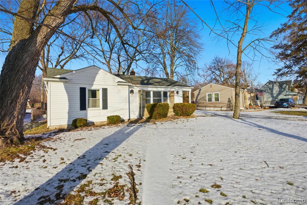 28642 West Seven Mile Road Livonia, MI 48152 - Photo 26 of 44 Gallery Image 26
