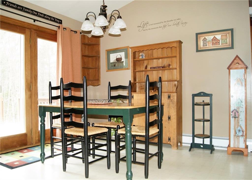 86 Job Road Standish, ME 04084 - Photo 10 of 22 Dining area