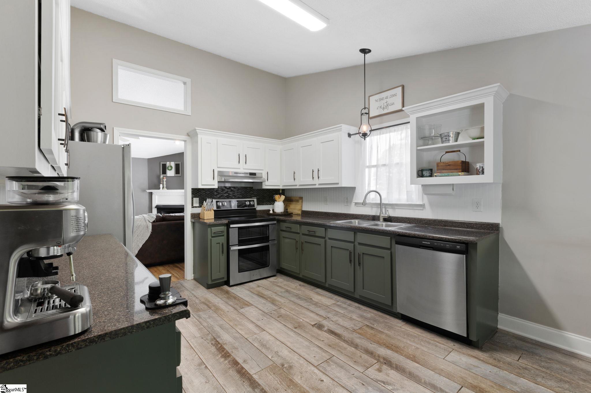 116 Elrod Place Road Piedmont, SC 29673 - Photo 8 of 33 Gallery Image 8