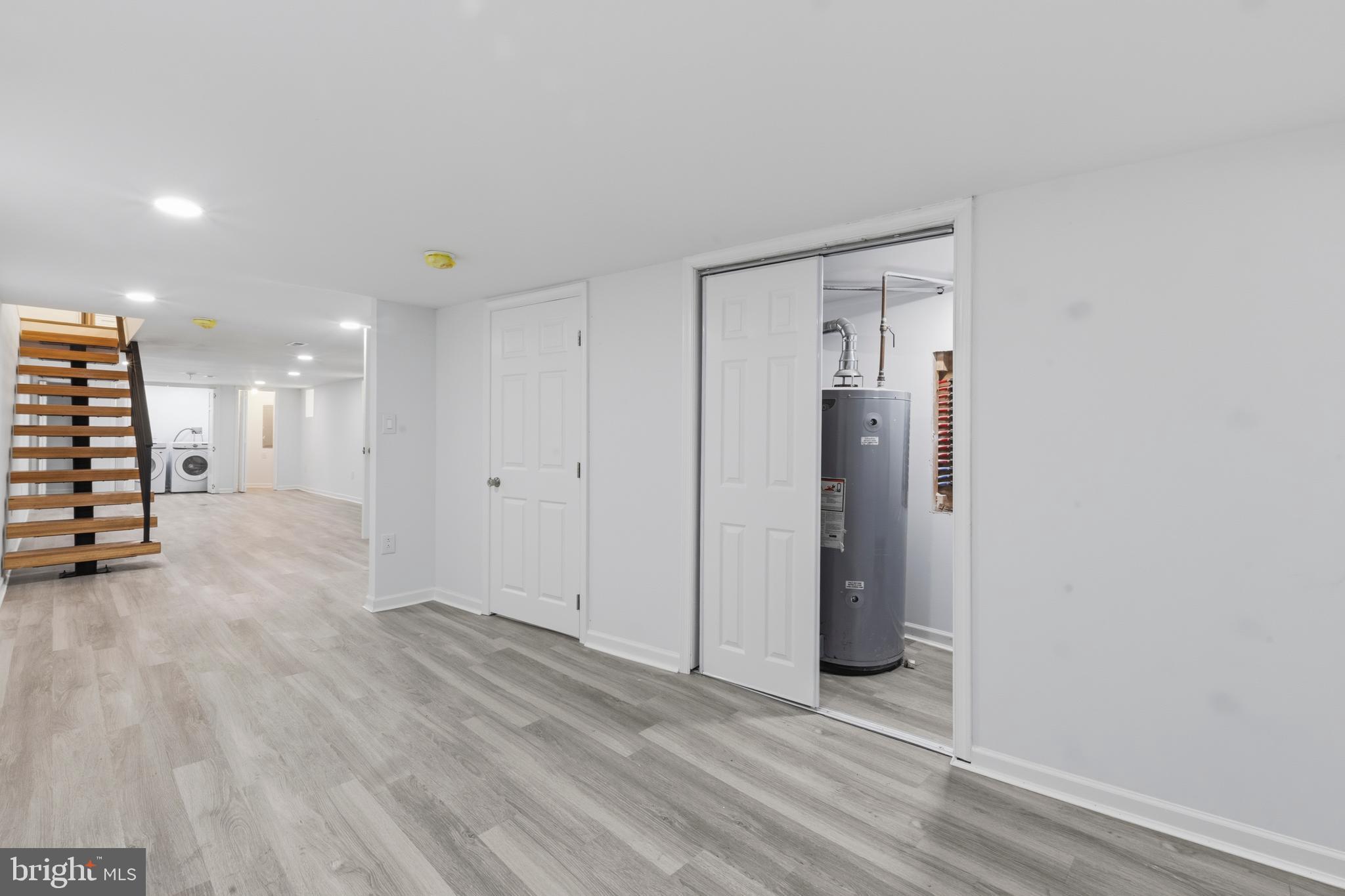 83 West Sharpnack Street Philadelphia, PA 19119 - Photo 21 of 38
