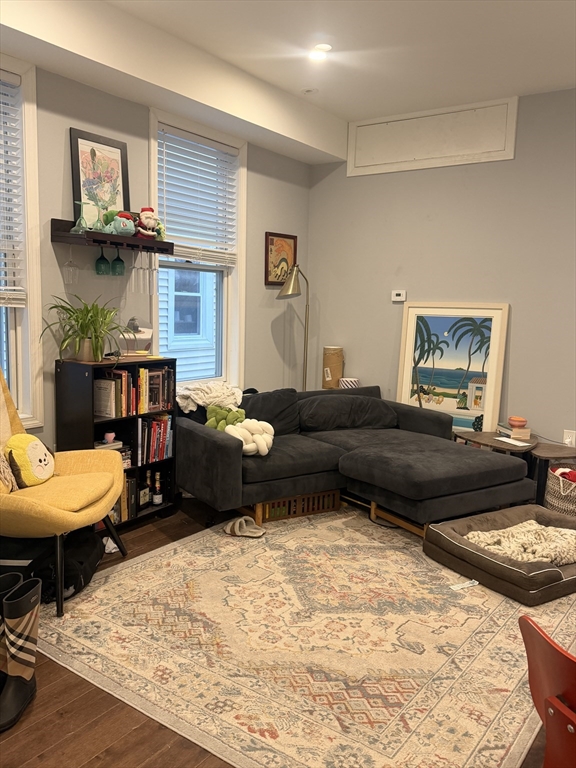 17 Mercer Street, Unit 2 Boston, MA 02127 - Photo 3 of 14