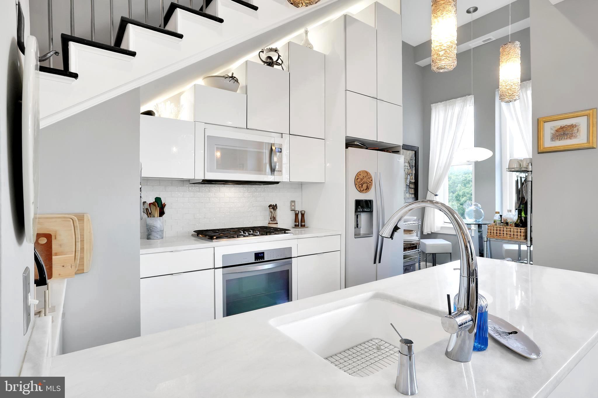 1 Logan Circle Northwest, Unit PH7 Washington, DC 20005 - Photo 13 of 54