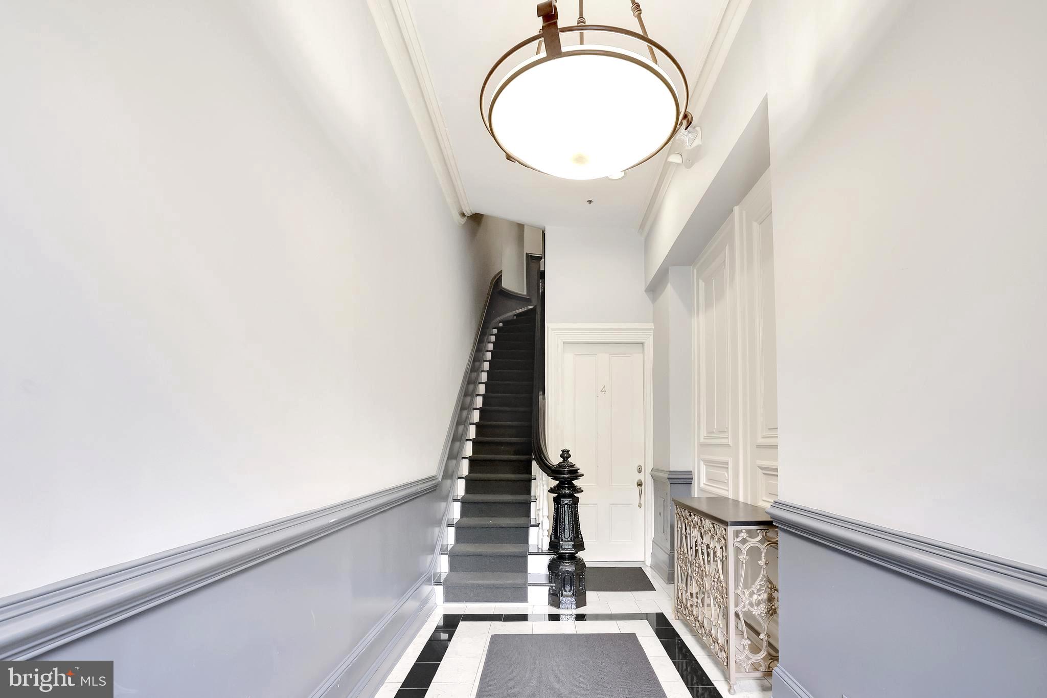 1 Logan Circle Northwest, Unit PH7 Washington, DC 20005 - Photo 4 of 54