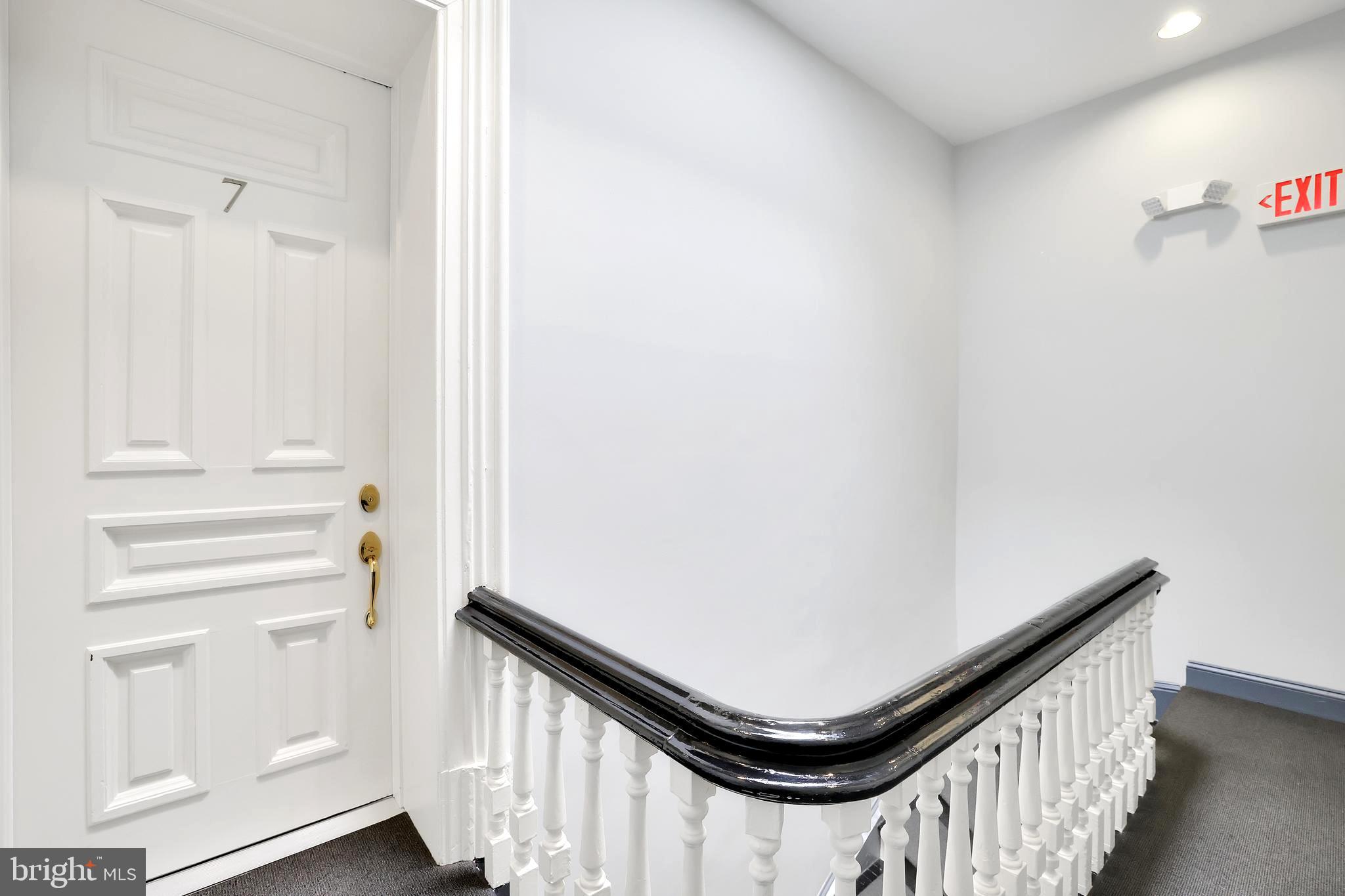 1 Logan Circle Northwest, Unit PH7 Washington, DC 20005 - Photo 5 of 54