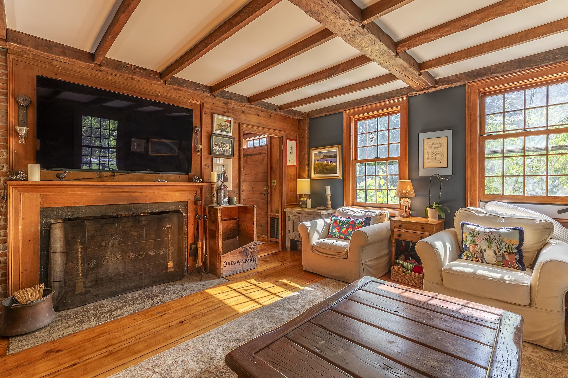 879 River Road Manchester, VT 05255 - Photo 16 of 55