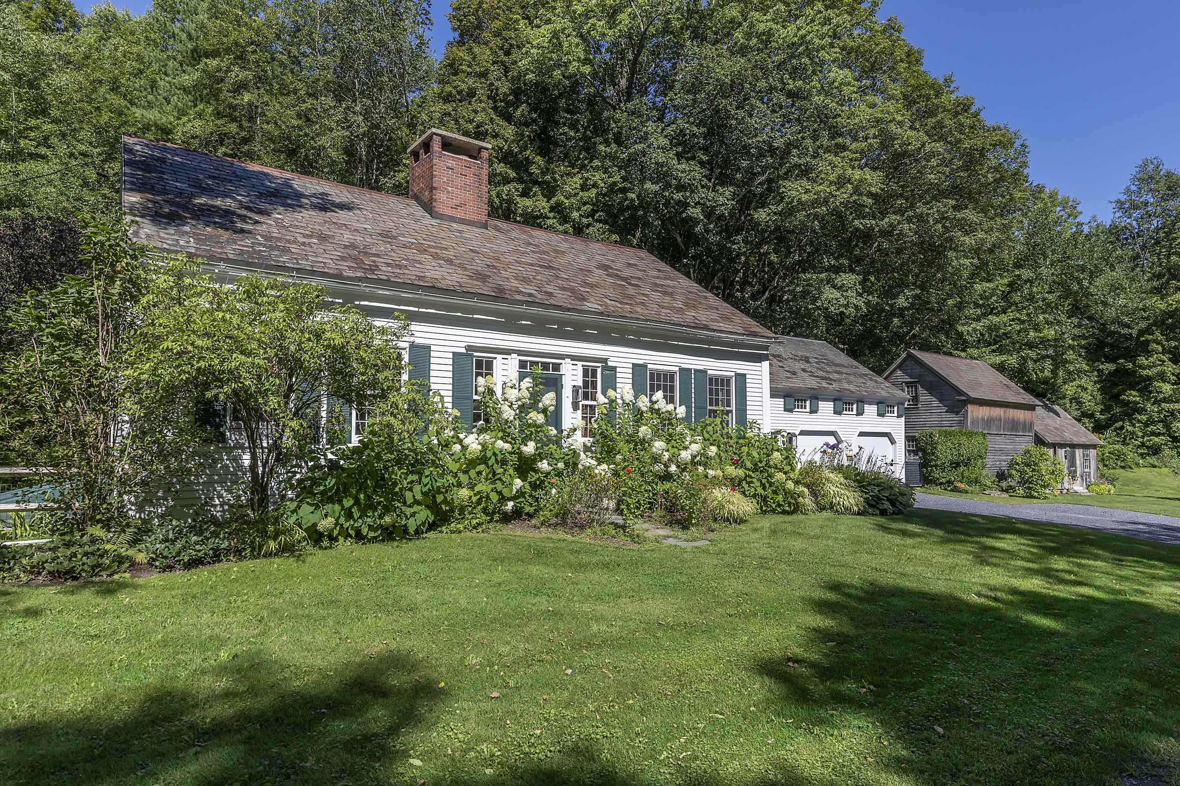 879 River Road Manchester, VT 05255 - Photo 2 of 55