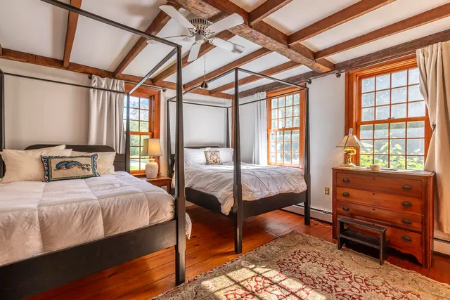 $800,000 | 879 River Road, Manchester, VT 05255