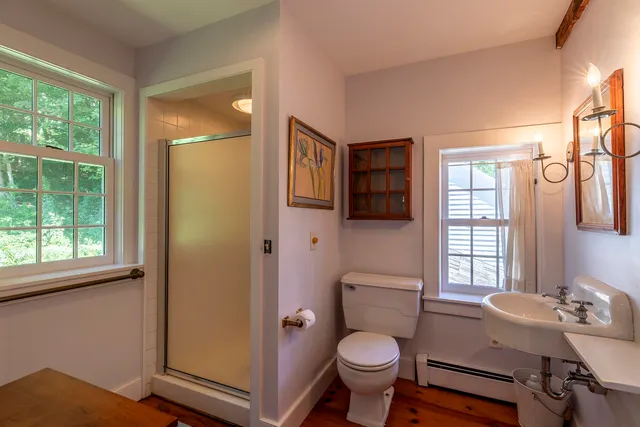 $800,000 | 879 River Road, Manchester, VT 05255